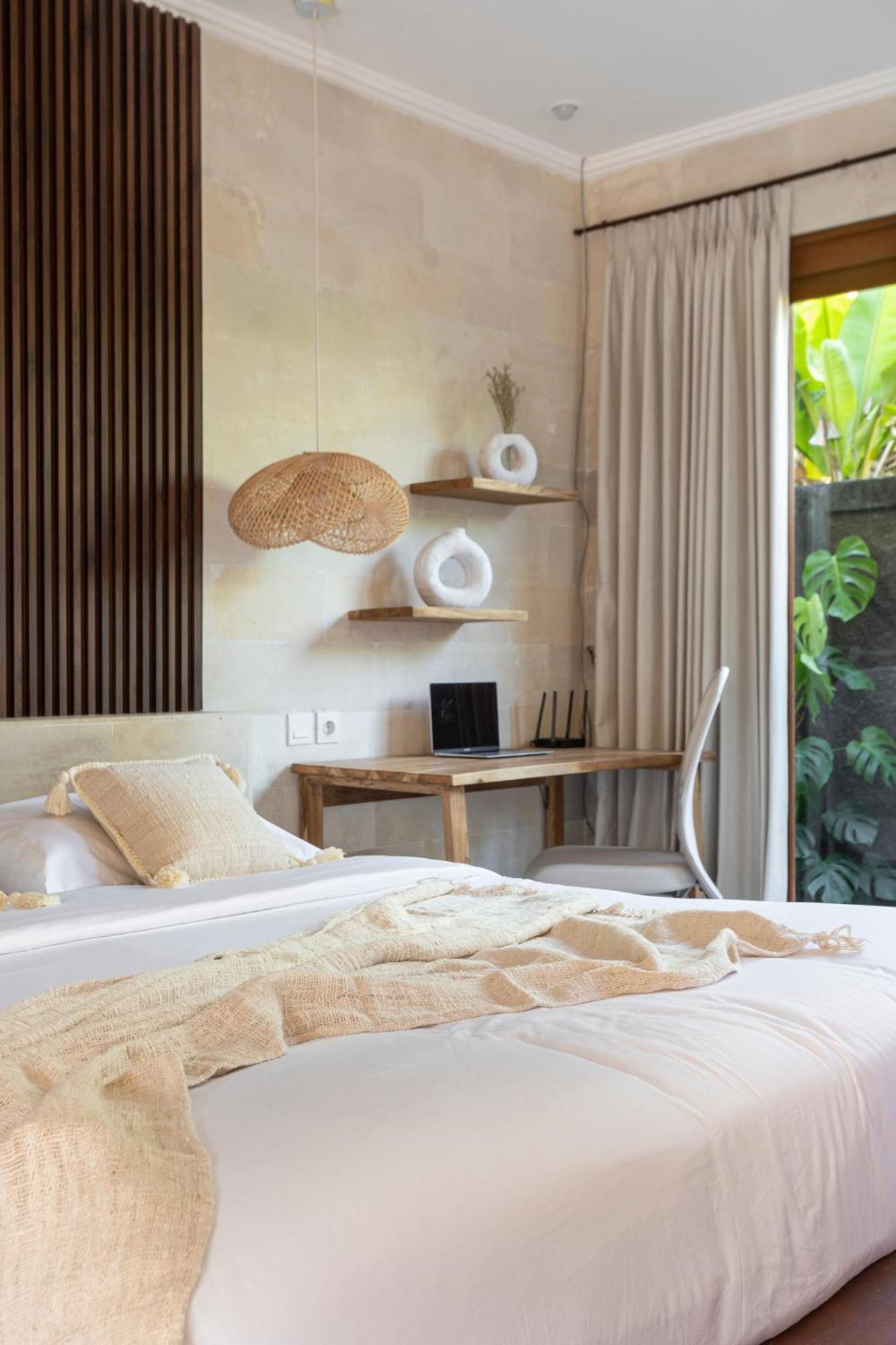 Designer Studio Emy Sanur Kültér fotó