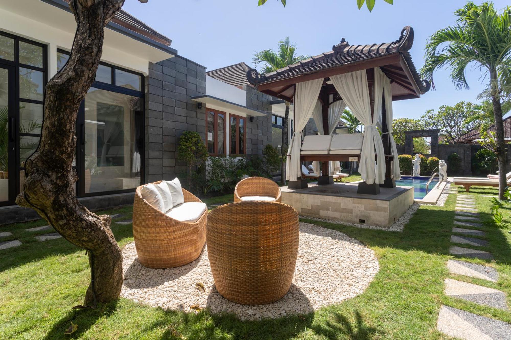 Designer Studio Emy Sanur Kültér fotó